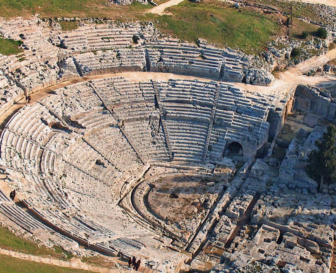 דירות סירקוזה Gabrian House מראה חיצוני תמונה